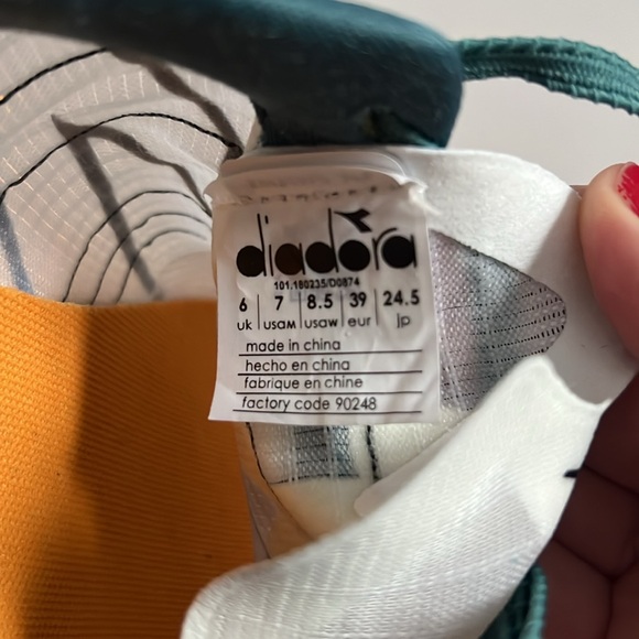 Diadora Gara Carbon Women’s Size 8.5 - Picture 8 of 11